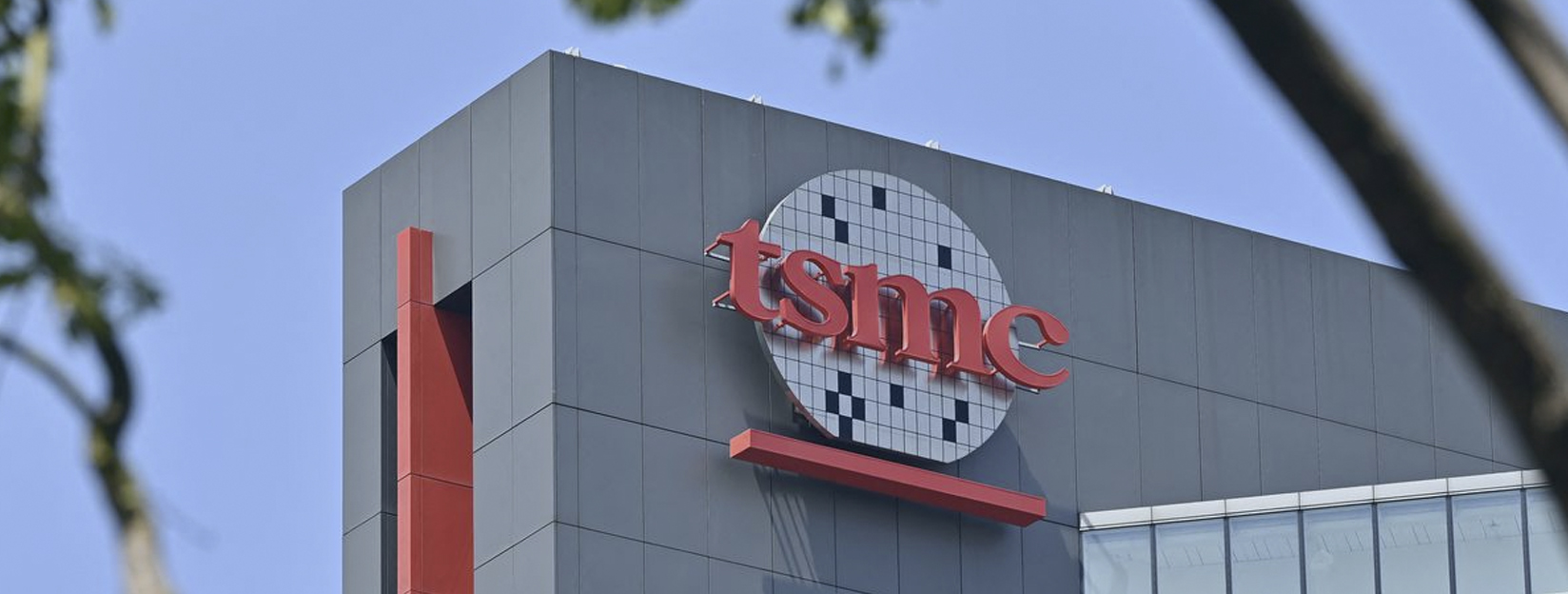TSMC Warns of Chip Shortage Until 2022